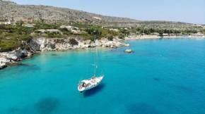 Perseus Sailing Cruises